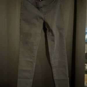 Black Skinny Jeans/Jeggings